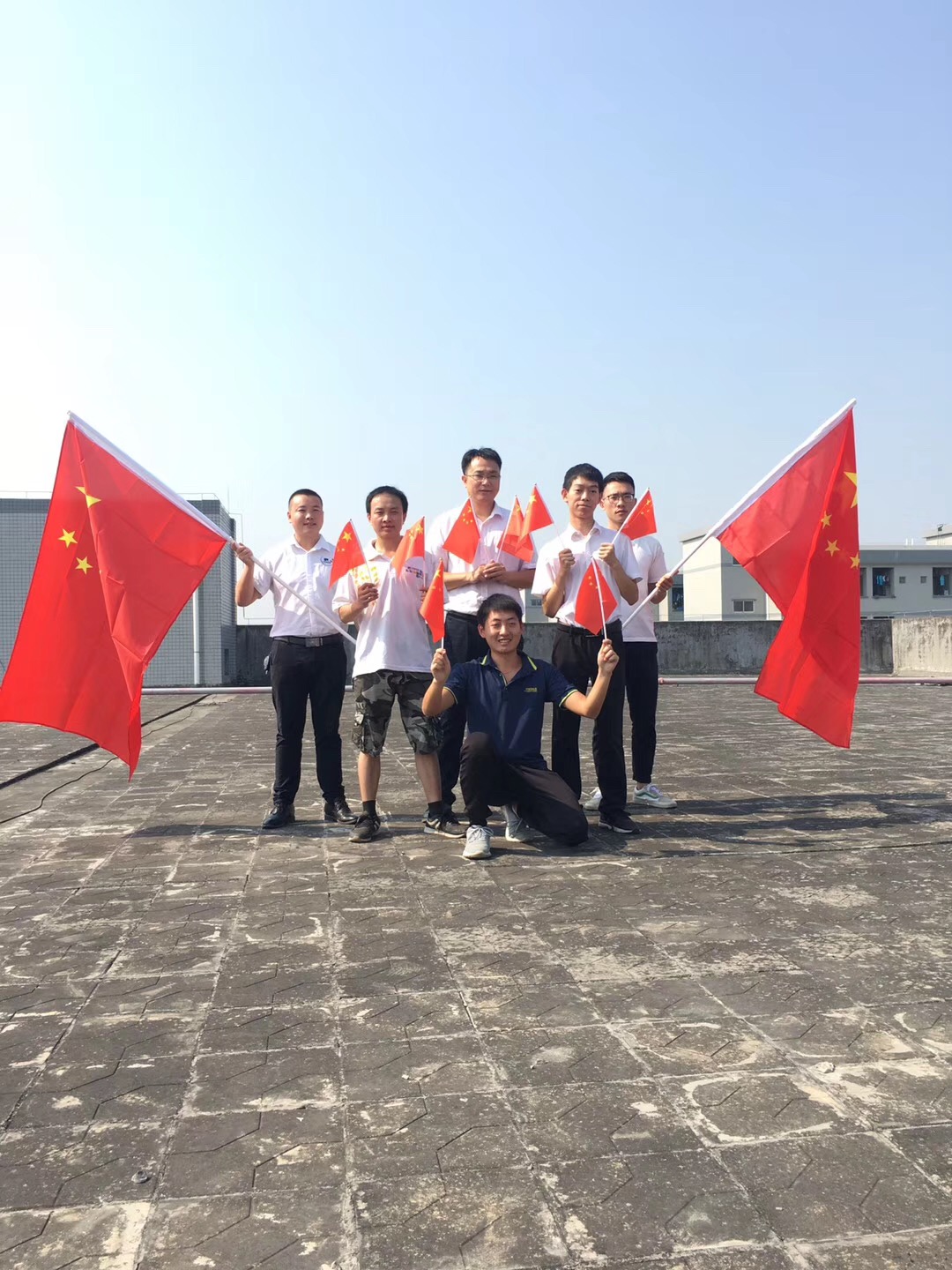 華夢(mèng)七十載,初心繹時(shí)代!——元?jiǎng)t繼電器伴您一起走進(jìn)20時(shí)代!